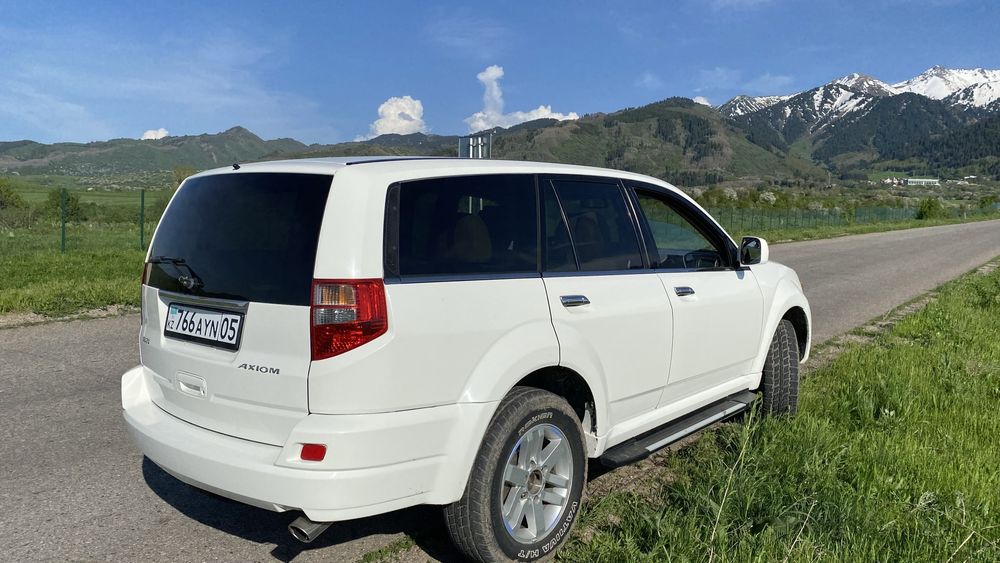 Продам Isuzu Axiom