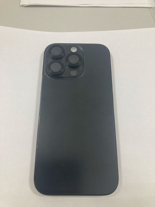 Продам iphone 16 pro esim