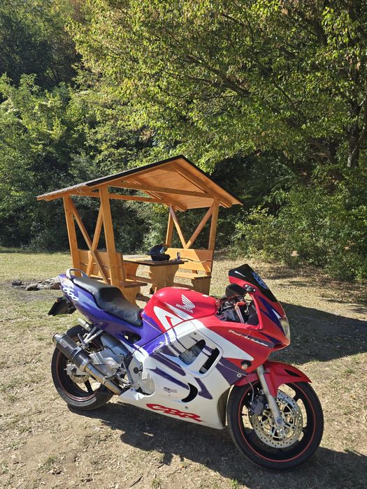 Honda cbr 600 f3