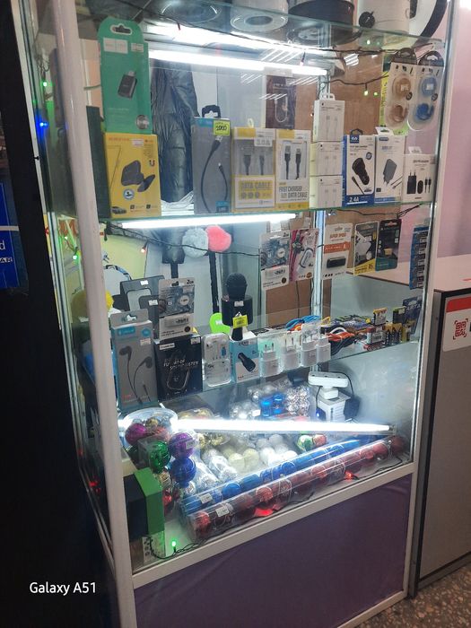 Продам торговое оборудование