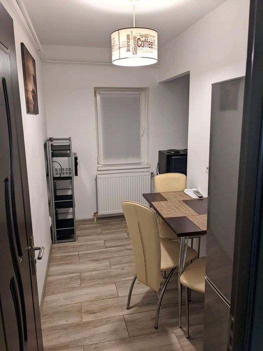 Inchiriez apartament 1 camera,40mp,curat,renovat,utilat si mobilat.