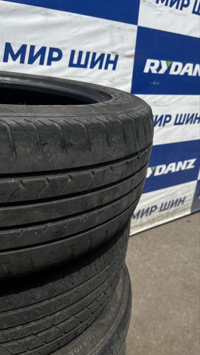 215/55/17 шины средний износ.