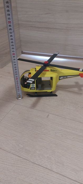 Хеликоптер играчка