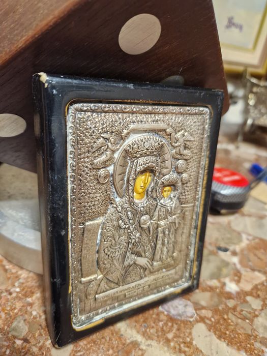 Прекрасна антикварна сребърна икона със сертификат