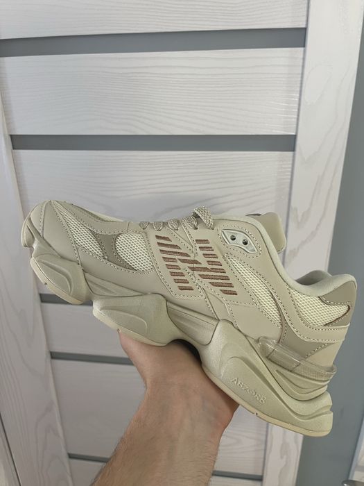 New Balance 9060 Crem