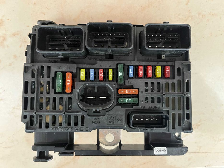 Бушонно табло Бушониера BSM L06-00 БСМ Л06-00 Citroen C4 C5 Ситроен Ц4