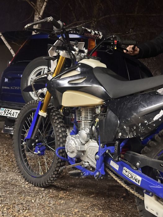 Эндуро мотоцикл 250 кубов