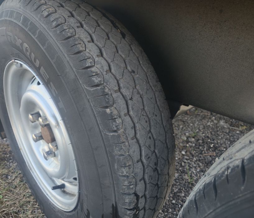 Платформа Ремърке 2700