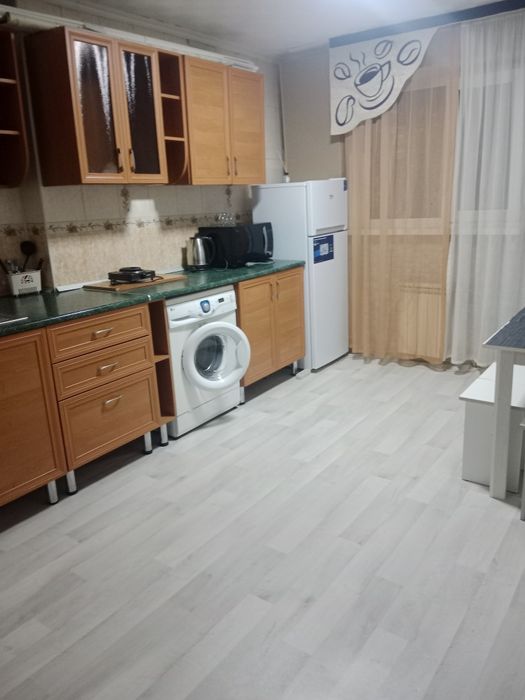 Сдам квартиру по суточно 1 ком