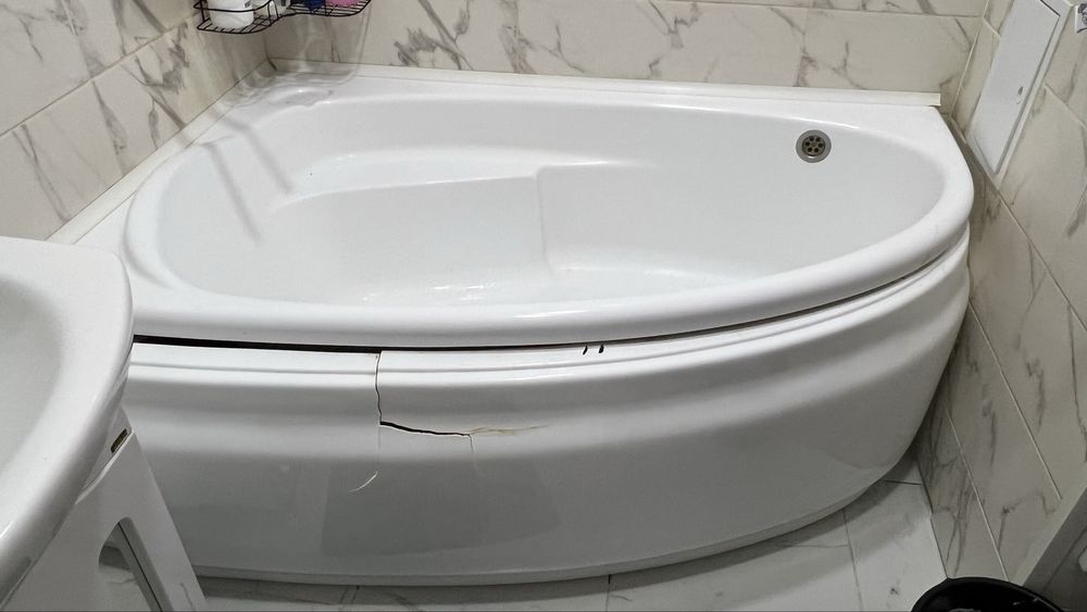 Ванна сатылады угловой 150/70