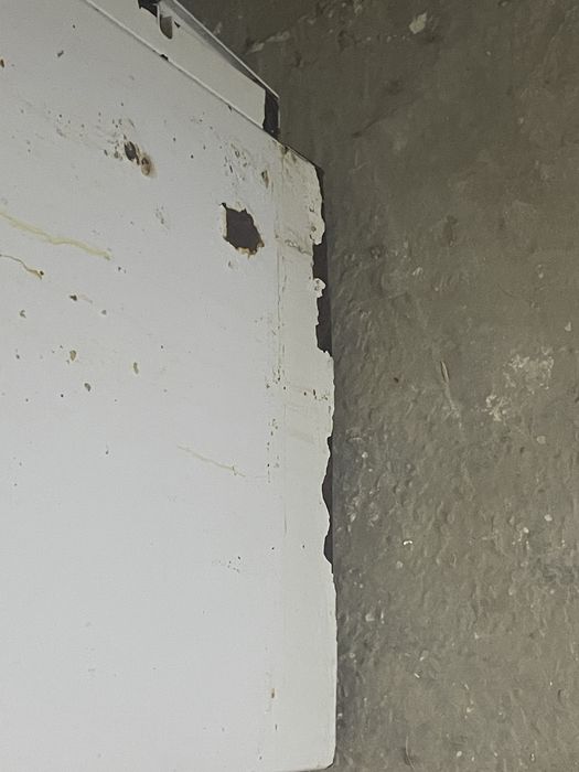 Бу газ бен холодилник бар