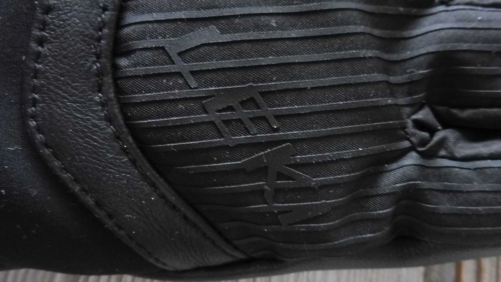 Нови дамски ски ръкавици 'LEKI', размер XS, или 6.