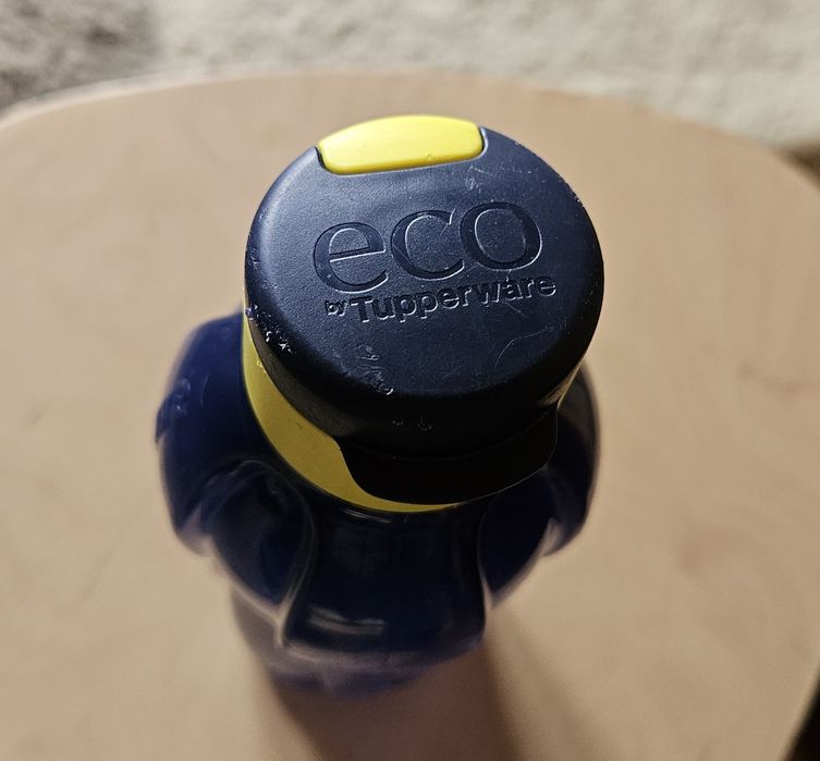 Бутилка Tupperware