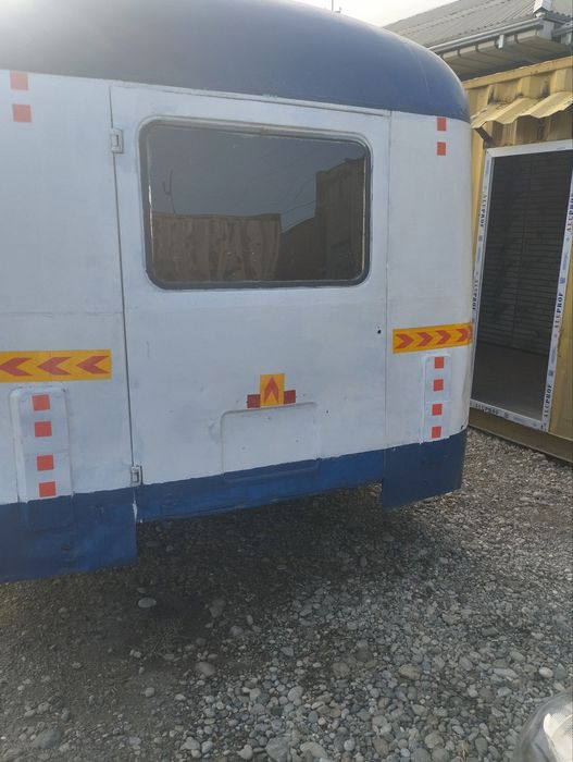 Vagon sotiladi 1000$