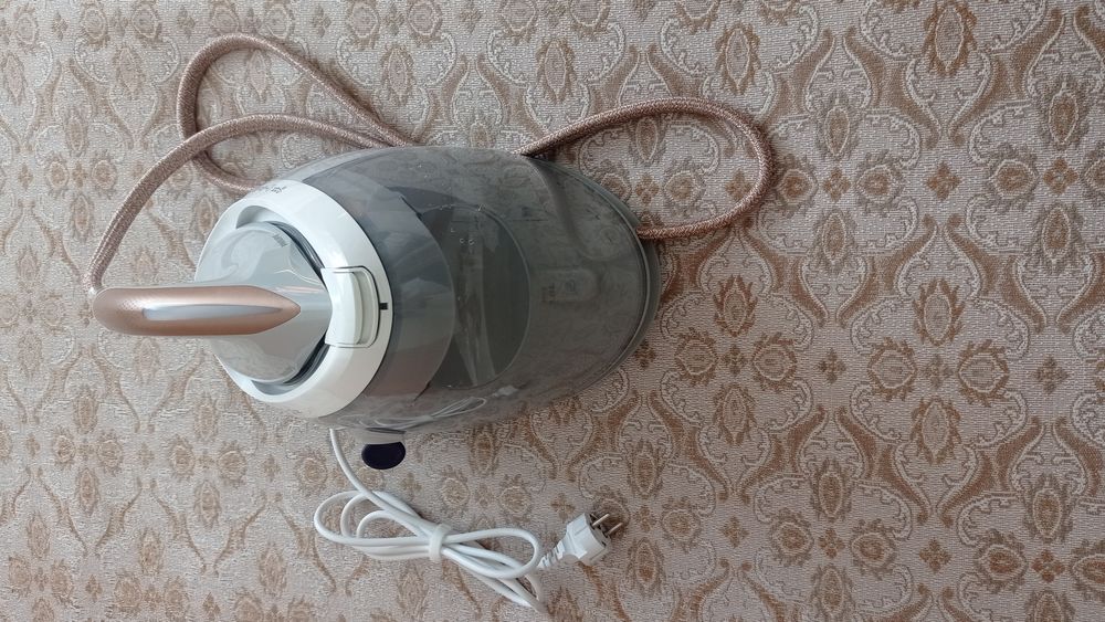 Парогенератор Phillips Perfect Care 7000