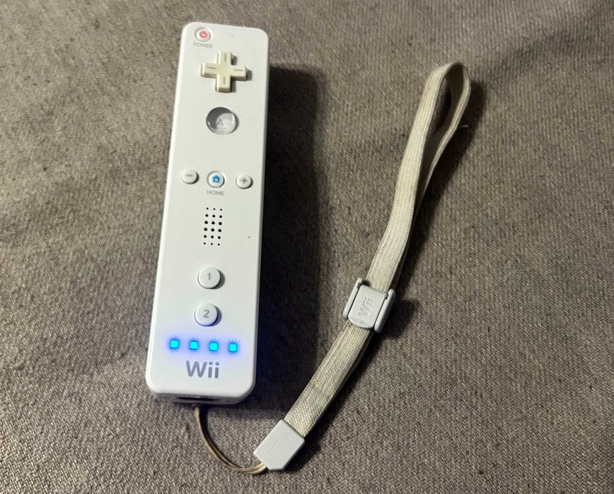 Controller Nintendo Wii original RVL 003 alb cu curea