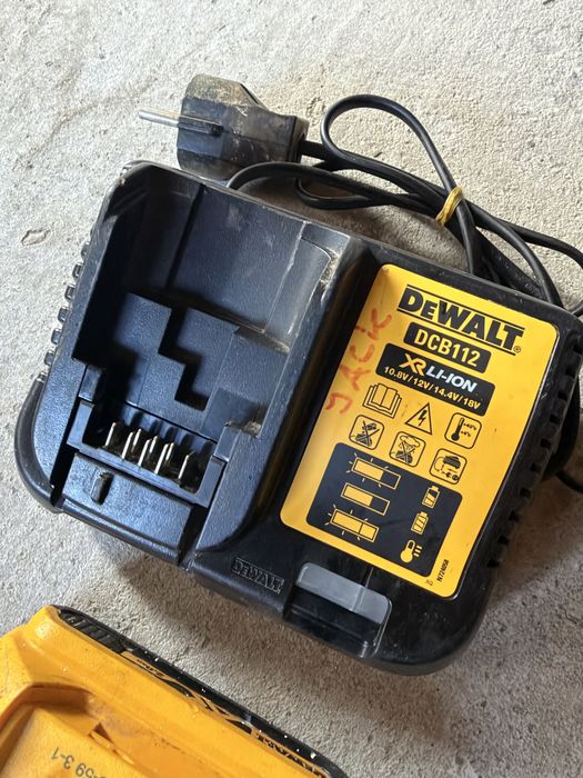 Dewalt DCF887 impact