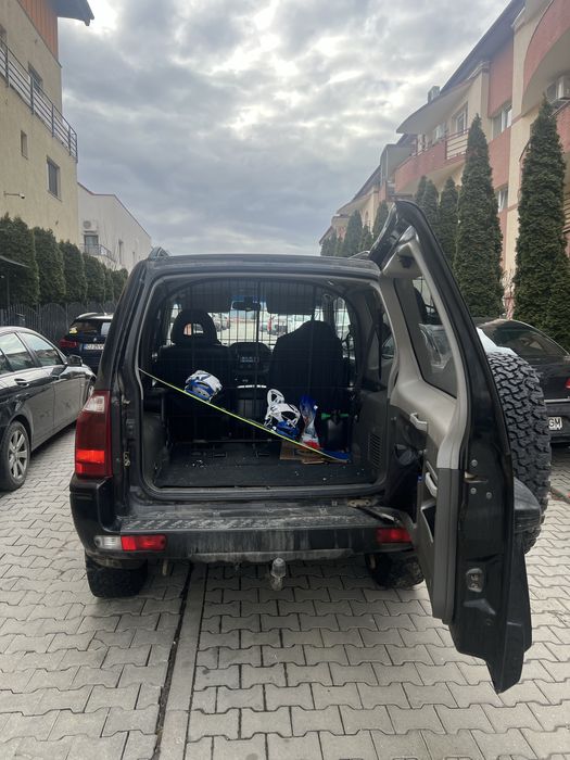 Mitsubishi Pajero– 4x4 cu reductor – Automat – Piele – Autoutilitară