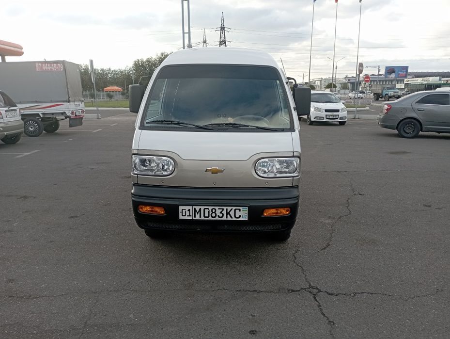 Oladigan odam bulsa gaplashmsiz