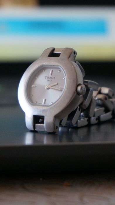 Винтидж часовници Tissot G330K ретро
Tissot G330K е
Tissot G330K е