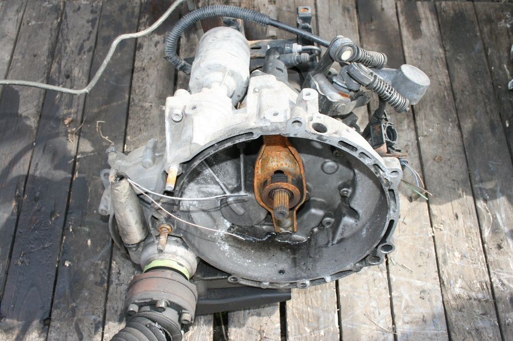 Cutie Viteze Skoda Fabia 1.4 Mpi Motor ATZ AZQ Factura Garantie