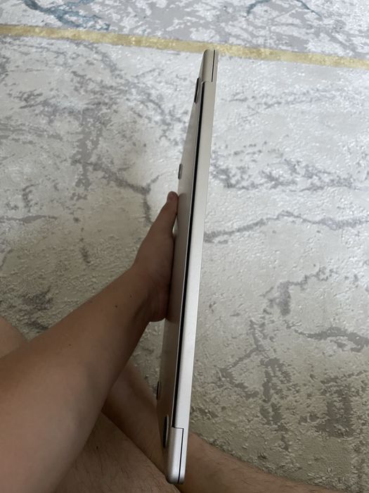 MacBook Air M2 13.6 8/512 GB
