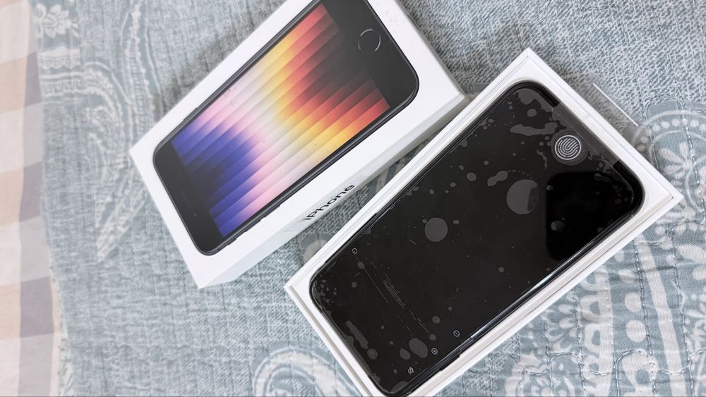Iphone SE 3 новый, yengi karobkadan ochildi 2 hafta ishlatildi