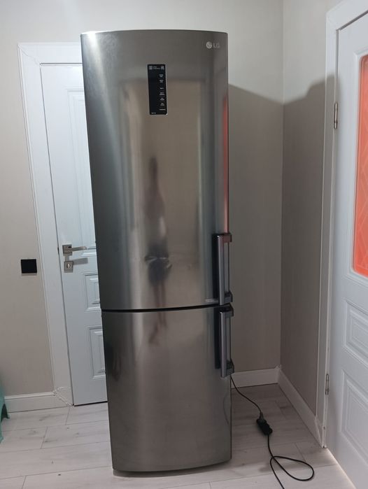 Продам холодильник  
Выс