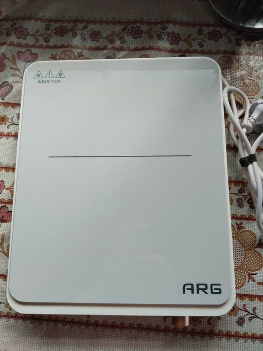 Панельная плита, и мультигриль