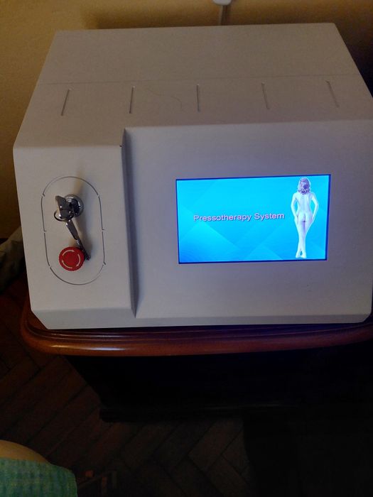 Vând aparat drenaj limfatic