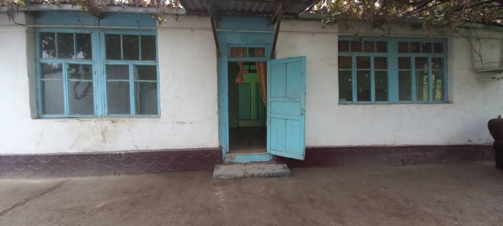 Ховли Уй сотилади