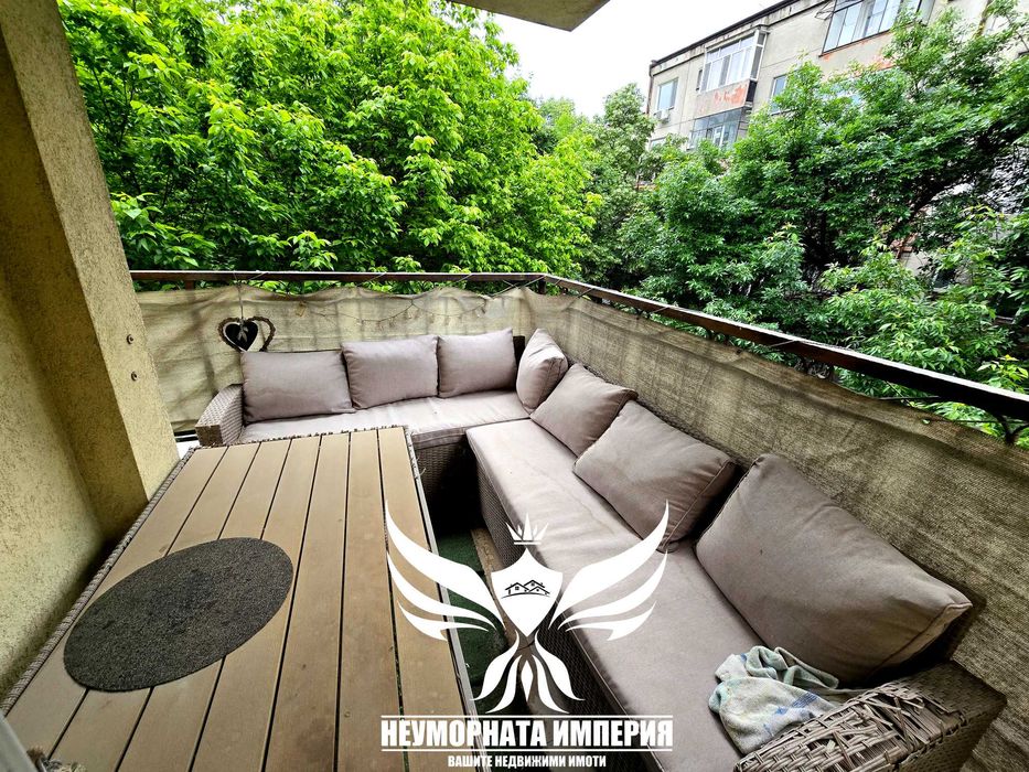 Продавам двустаен апартамент 78кв. 2ет. в Пловдив, кв.Кючук Париж