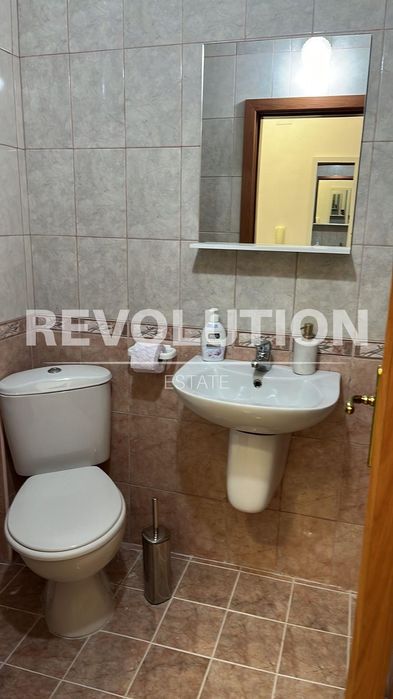 Дава се под наем Едностаен апартамент в Варна, Лятно кино Тракия - 26 кв.м за 298.86 € - Снимка #3