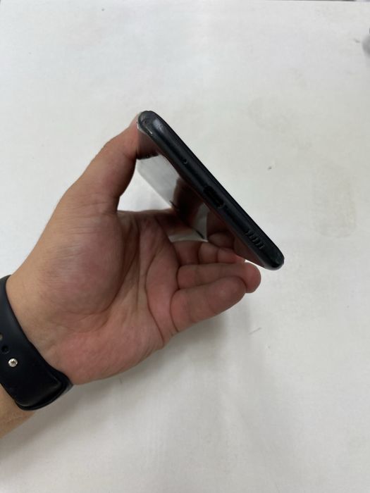 Samsung A11 в идеальном состояний