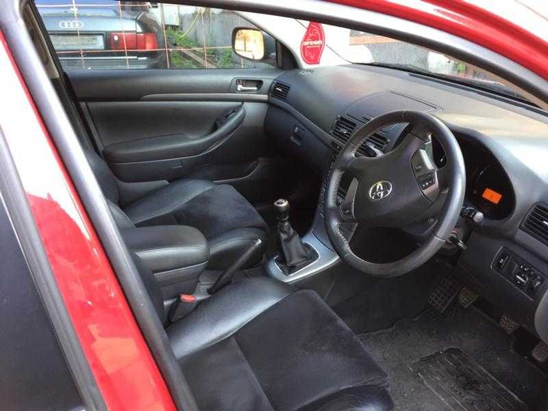 Тойота авенсис 2.2 D-CAT / Toyota Avensis 2.2 D-CAT на части