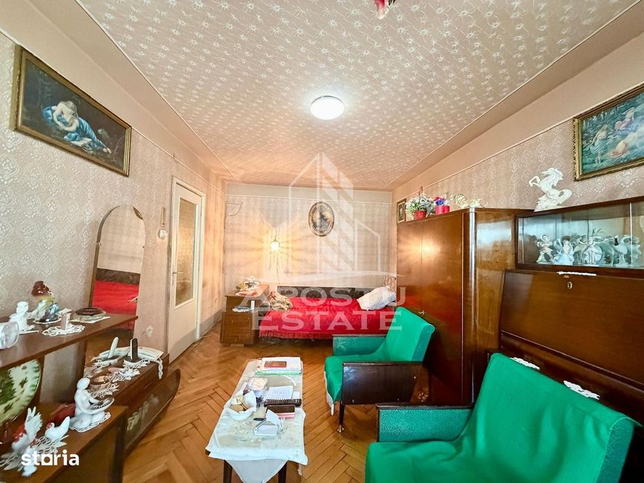 Apartament 2 camere de vanzare, boxa, zona Circumvalatiunii, Timisoara — fotografia 1