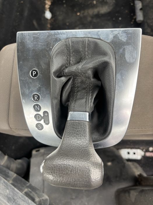 Nuca schimbator cu manson Vw Golf 5 DSG