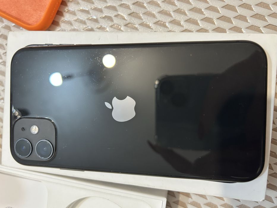 Срочно iphone 11 в идеальном состоянии