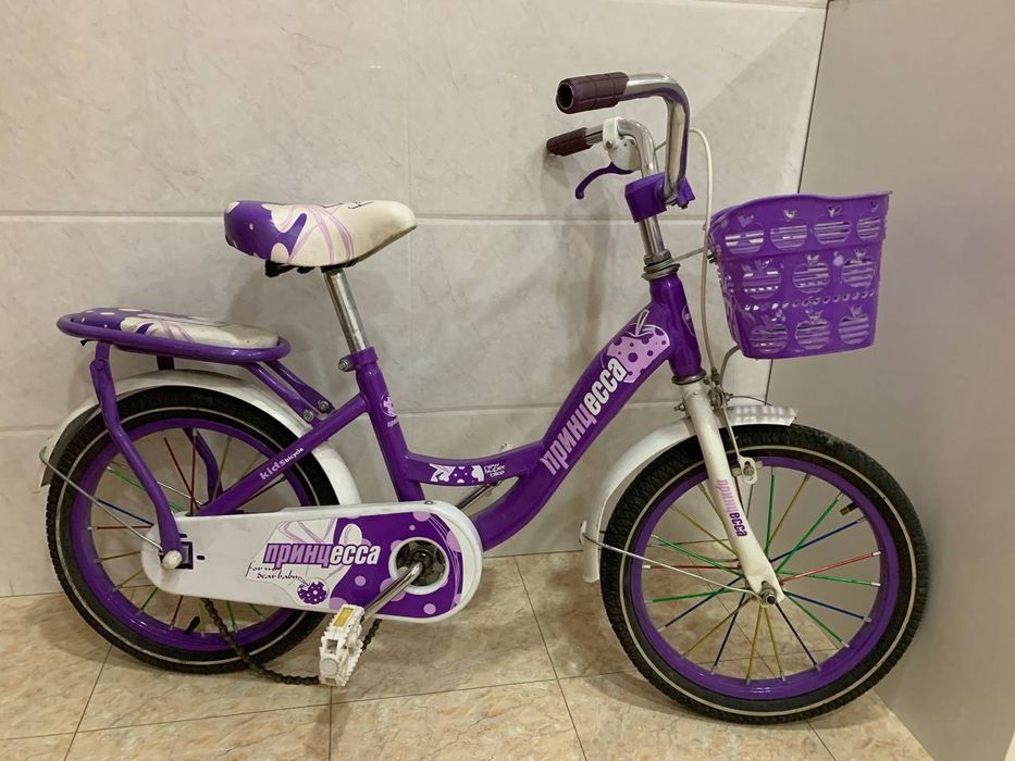 Детский велосипед.Сотилади срочно !