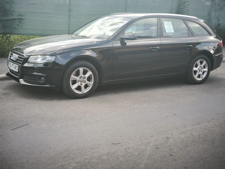 AUDI  A4 B8, AN MODEL 2011, 2.0 TDI 287569 KM
