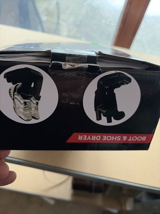 Uscator incaltaminte