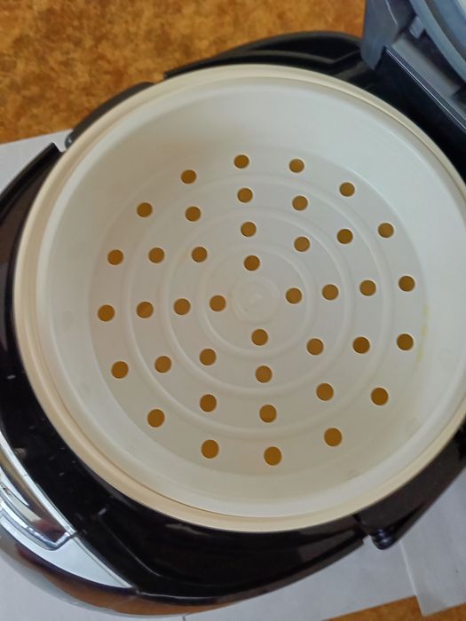 Мультиварка polaris pmc 0537D