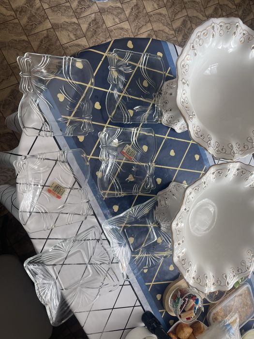 Продам тостер, посуду, вазу