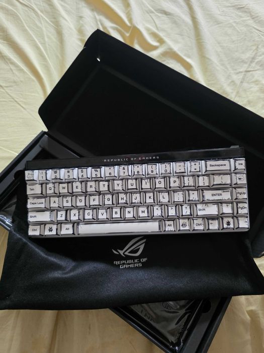 Vand tastatura asus ROG falchion ace hfx