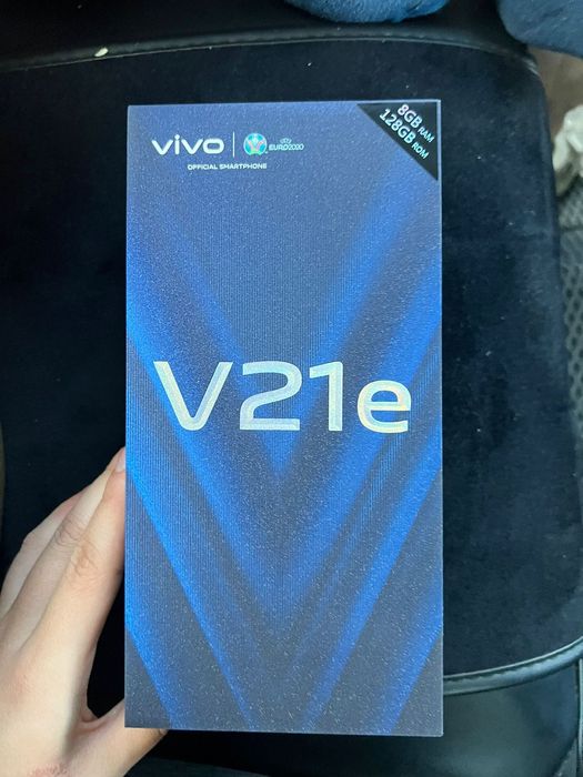 Продам Vivo v21e