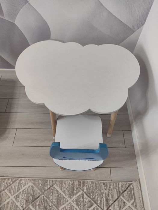 Столик для ребенка