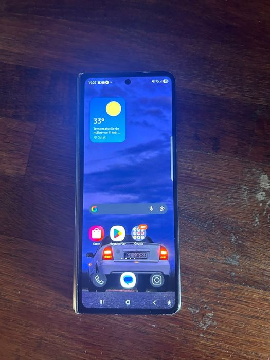 Samsung z fold 4
