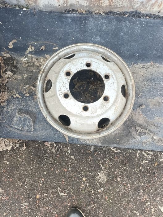 Колесный  диск Мерседес 814/817