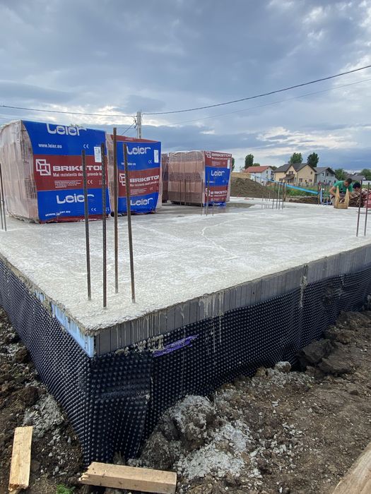 FINALIZATĂ! Casă 5 camere 2 băi Miroslava-Vorovești str. UNIRII la 30m de stația de autobuz, 120mp util, încălzire în pardoseală.