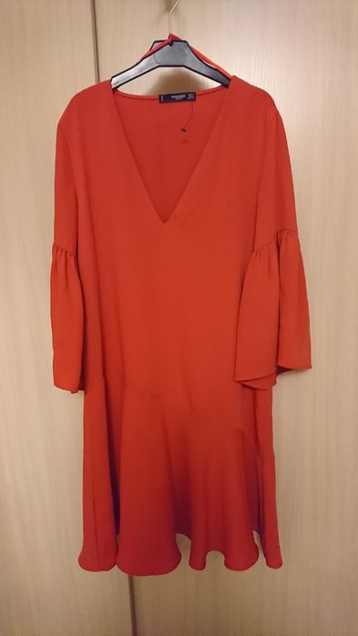 Новые платья Mango